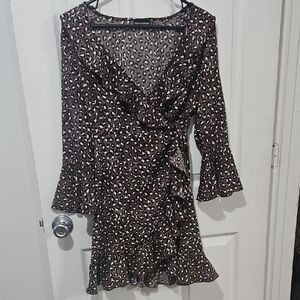 Pretty Little Tging Leopard Print Long‎ Sleeve Dress Size 10